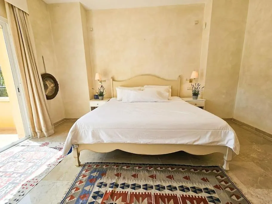 Greenlife - Spacious Apartment In Rio Real Marbella