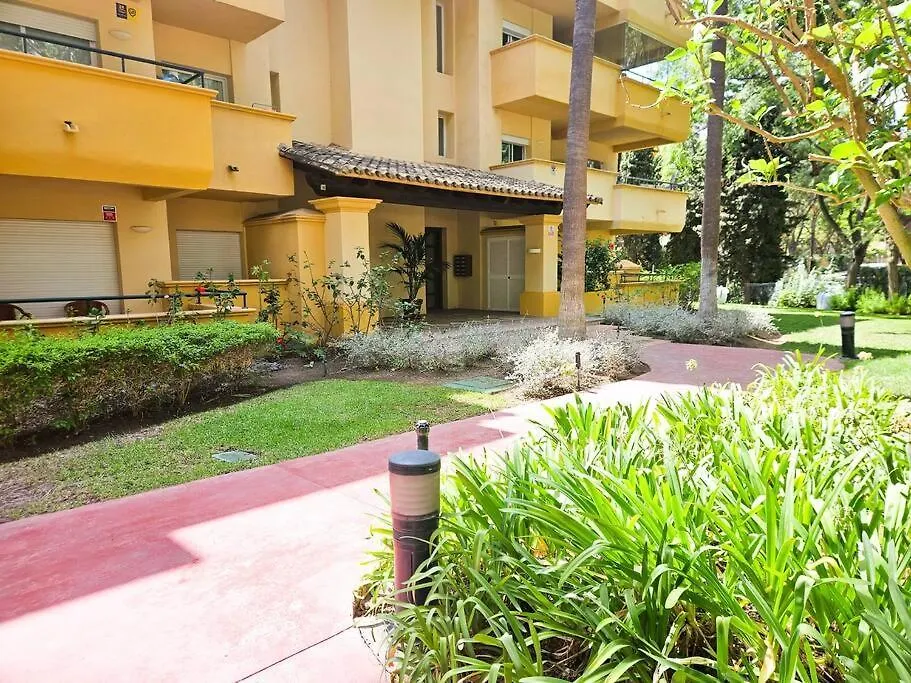 Greenlife - Spacious Apartment In Rio Real Marbella 0*,  Hiszpania